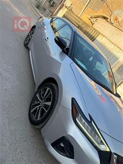 نيسان ماكسيما